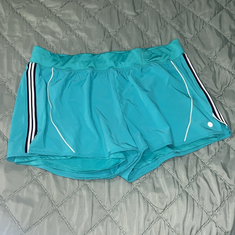 Avia xl blue work out shorts (size 16-18)